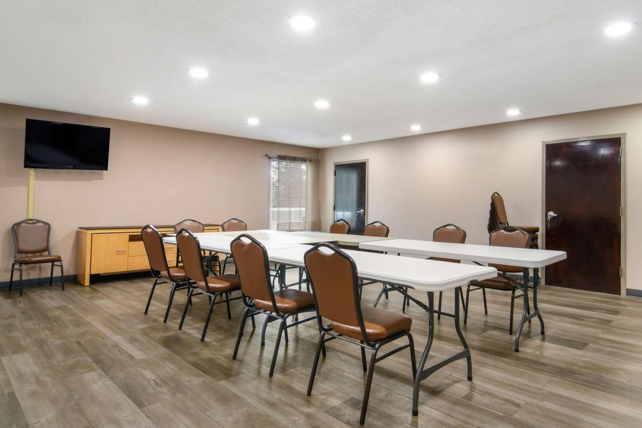 Surestay Plus Hotel Tarboro Ngoại thất bức ảnh