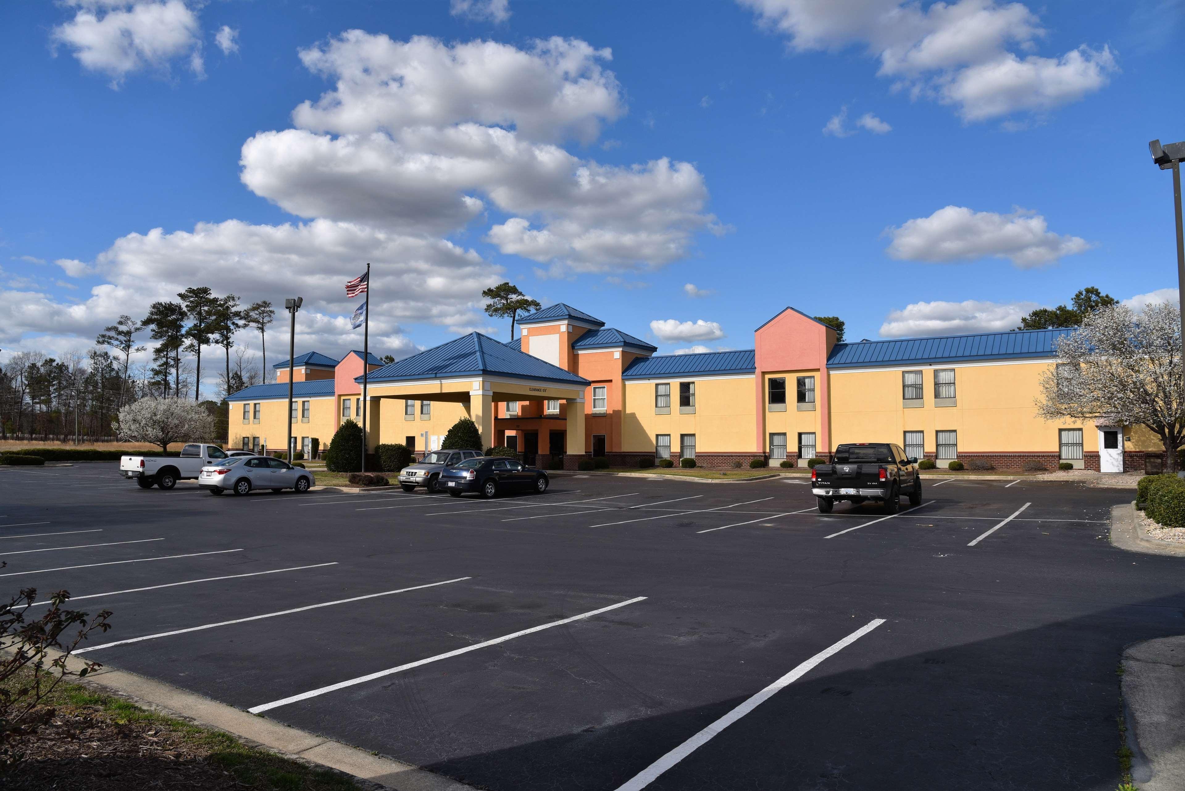 Surestay Plus Hotel Tarboro Ngoại thất bức ảnh