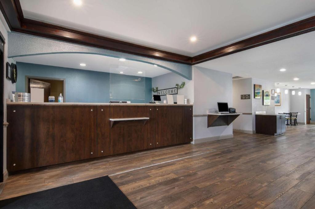 Surestay Plus Hotel Tarboro Ngoại thất bức ảnh